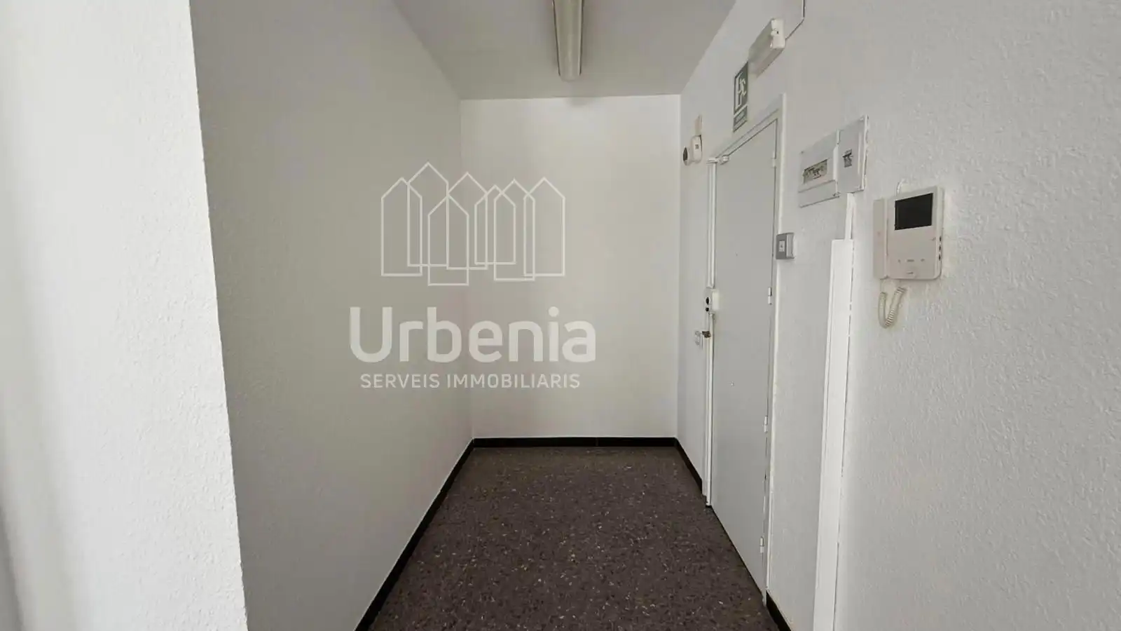 Oficina de alquiler en Badalona con Aire acondicionado
