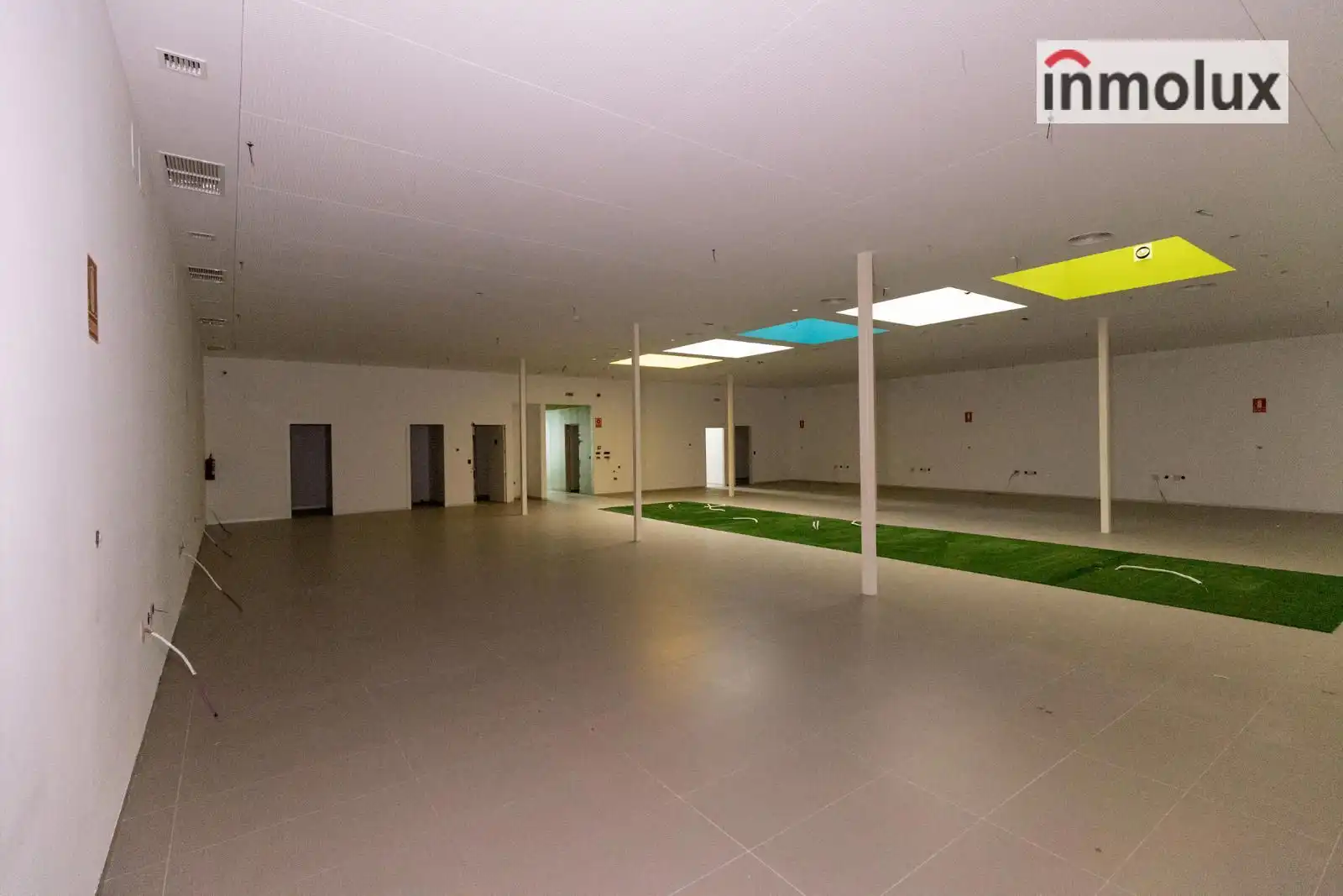 Nave industrial de alquiler en Alicante / Alacant
