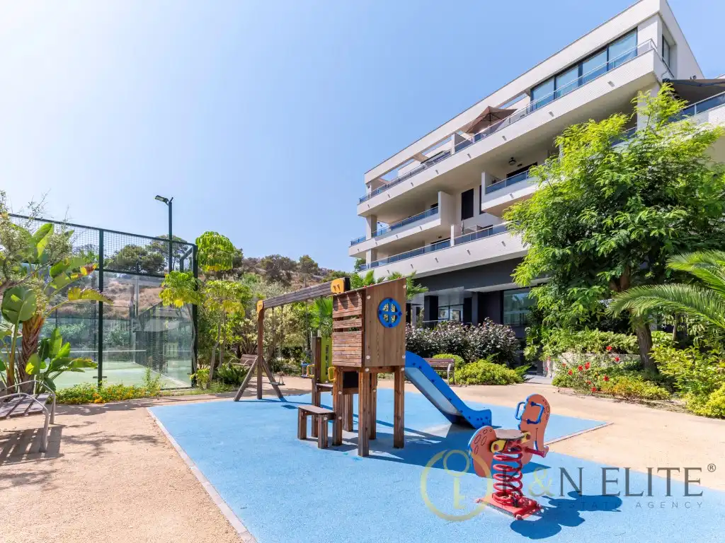 Terraza de Ático en venta en Alicante / Alacant con Aire acondicionado, Jardín privado y Terraza