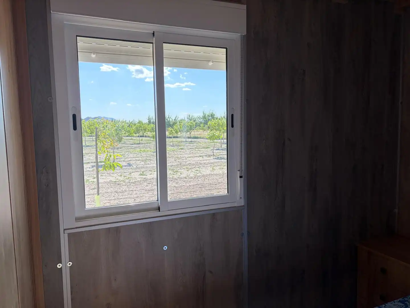Habitación de Finca rústica de alquiler en Villena con Jardín privado, Trastero y Amueblado