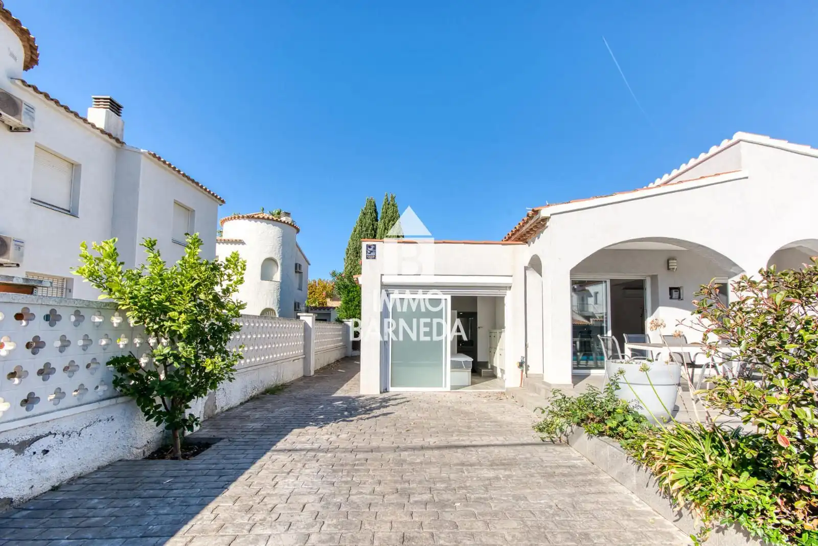 Vista exterior de Casa o chalet en venta en Empuriabrava con Aire acondicionado, Calefacción y Jardín privado
