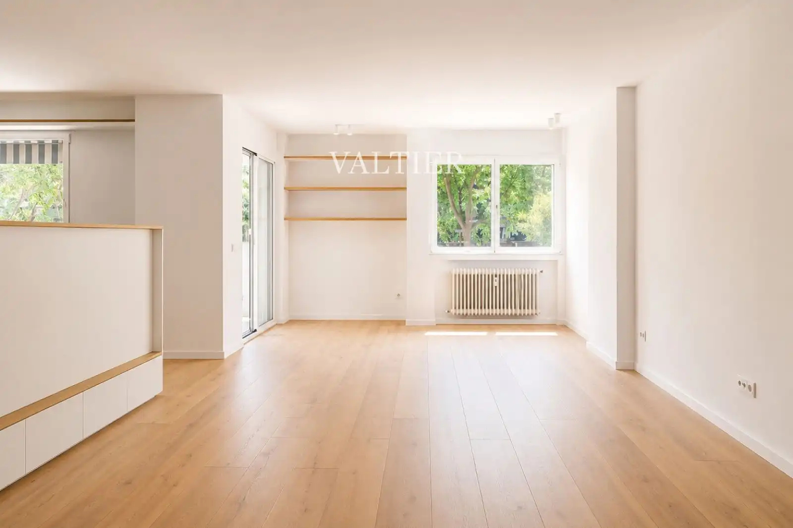 Sala d'estar de Pis en venda en Madrid amb Aire condicionat, Calefacció i Terrassa
