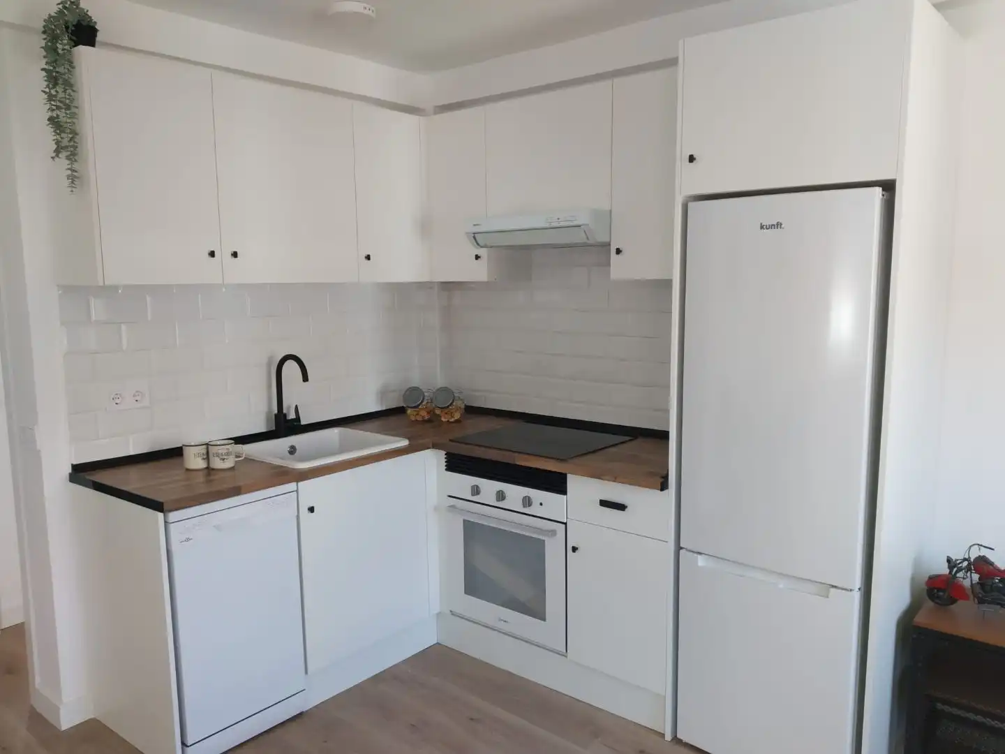 Kitchen of Flat for sale in Getafe  with Air Conditioner, Heating and Parquet flooring