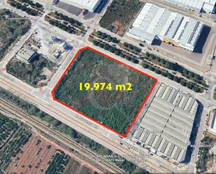 Industrial land for sale in Quartell