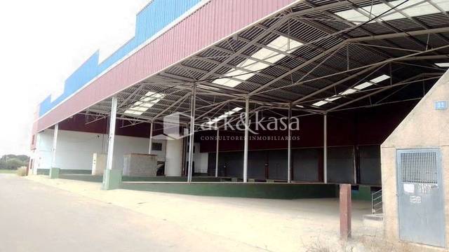 Nave industrial en Alquiler en Beniparrell