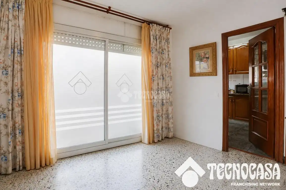 Bedroom of Flat for sale in Mataró