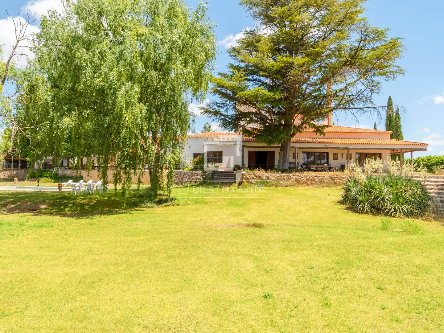 Jardín de Finca rústica en venta en Requena con Calefacción, Jardín privado y Terraza