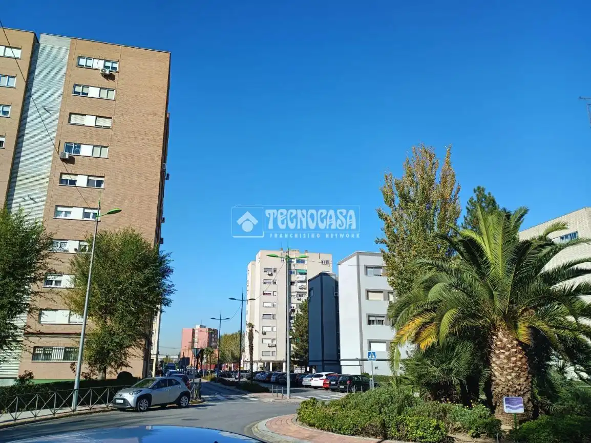 Vista exterior de Garaje en venta en Fuenlabrada