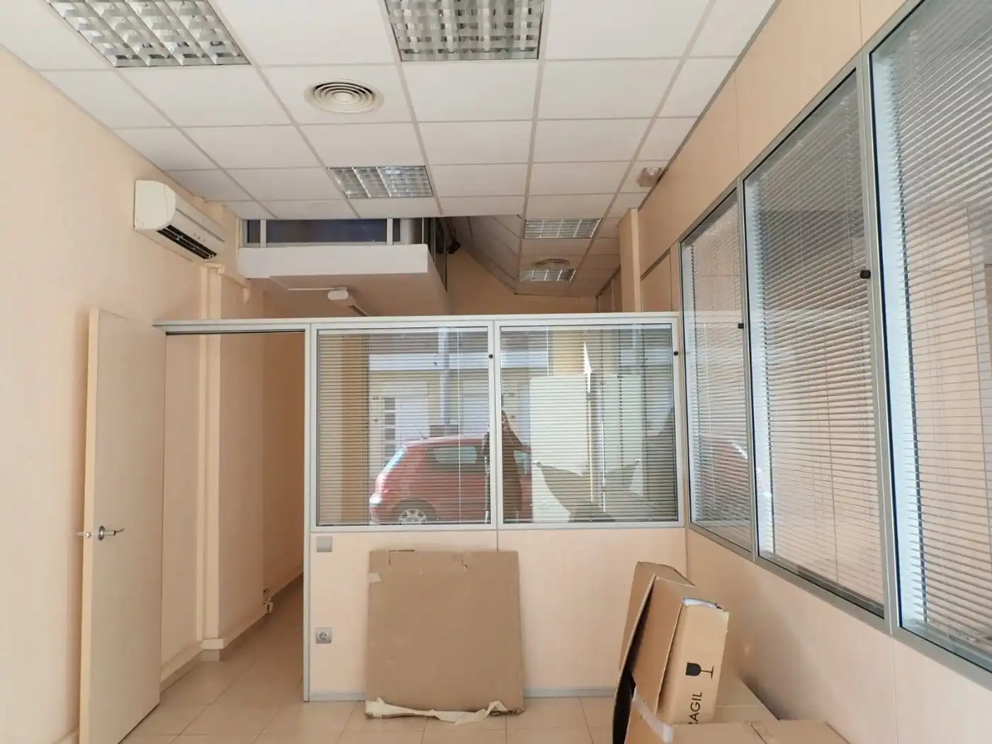 Büro zur Miete in Gavà mit Klimaanlage, Heizung und Möbliert