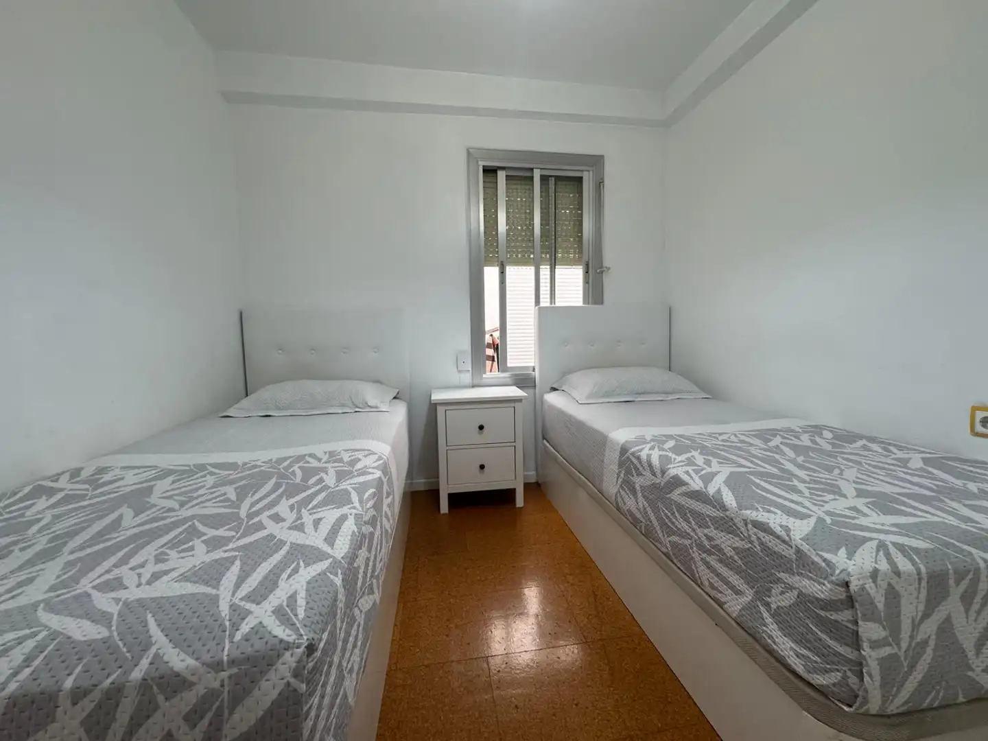 Piso con terraza en venta en Calle MIGUEL HERNANDEZ, imagen 9