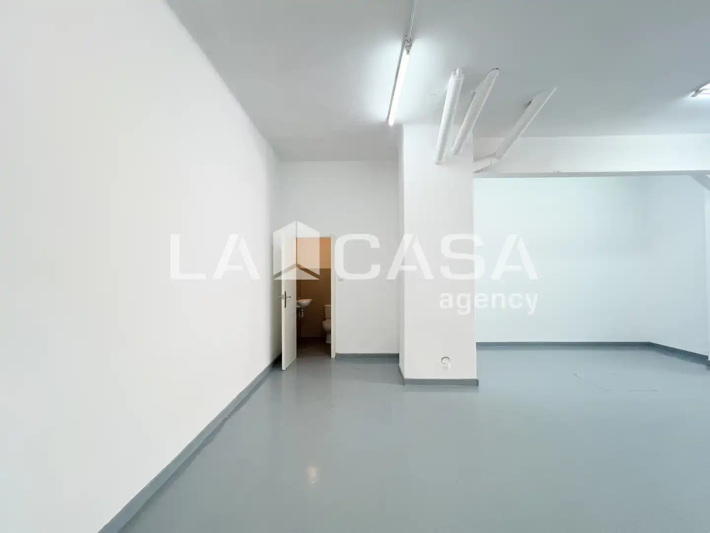 Local comercial en venda a Artigues - Llefià, imagen 4