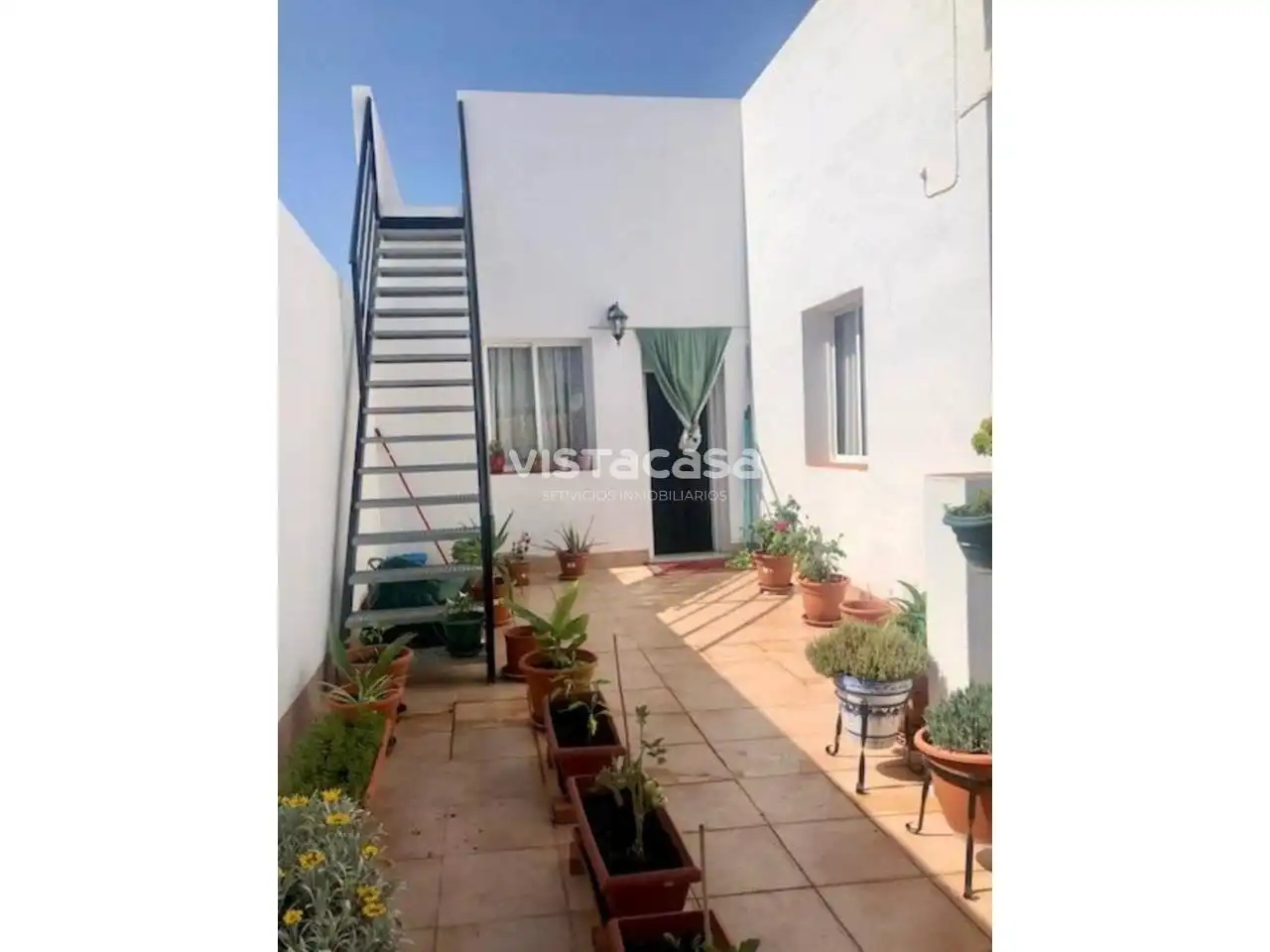 Vista exterior de Casa o xalet en venda en Mairena del Alcor amb Aire condicionat, Calefacció i Terrassa