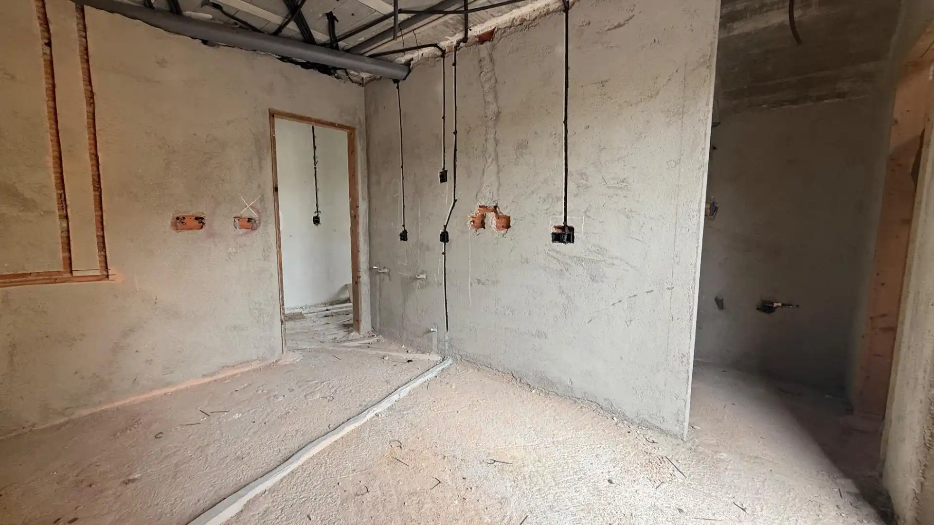 Casa adosada en venta en Allariz con Calefacción, Jardín privado y Terraza