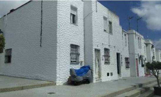 Casa adosada en Venta en Corrales