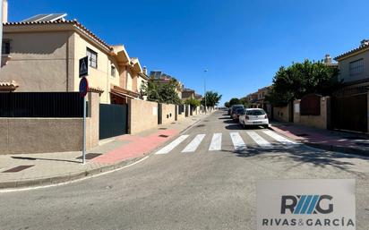 Casa adosada en venda a Montealto