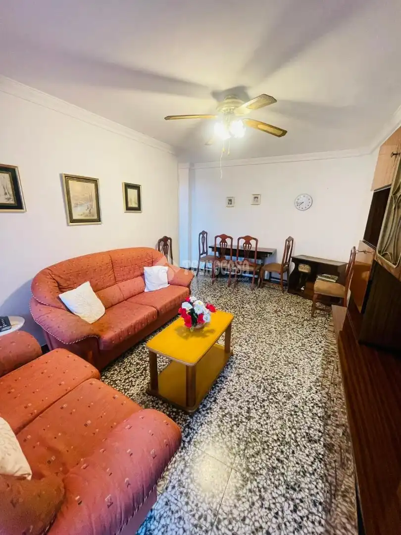 Sala de estar de Piso en venta en Fuengirola con Balcón