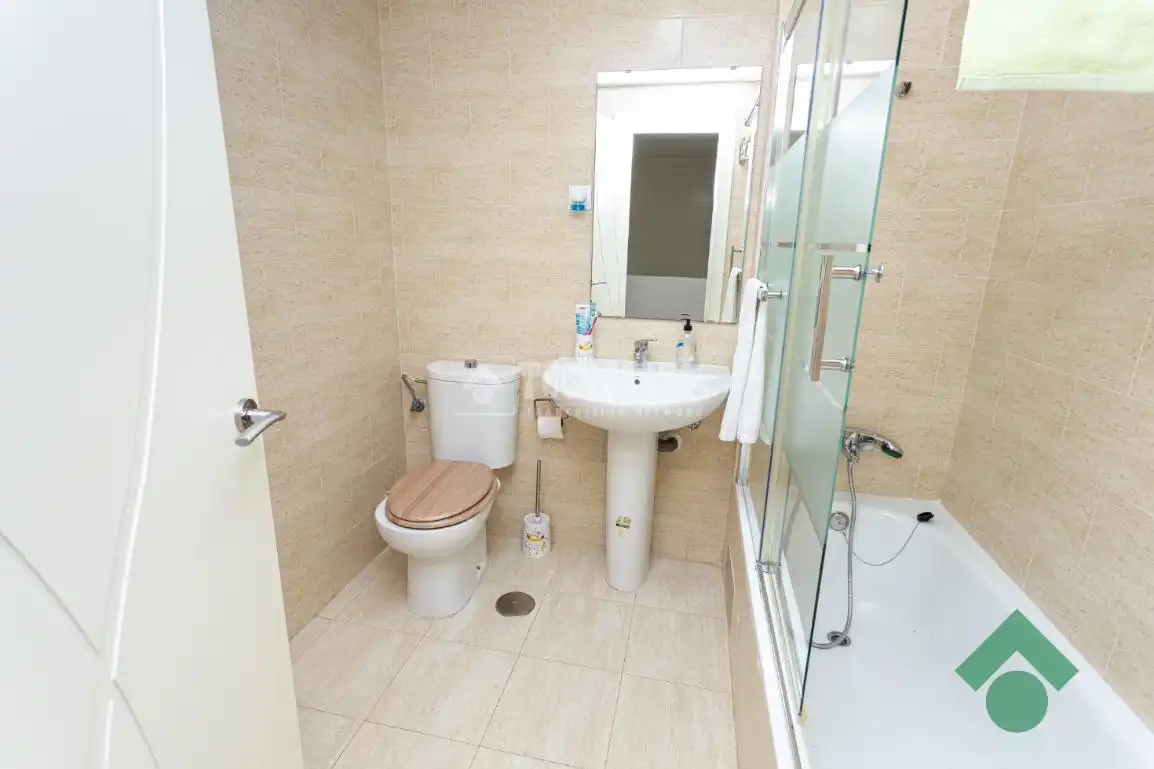 Bathroom of Detached homes for sale in Algeciras  with Heating and Terrace