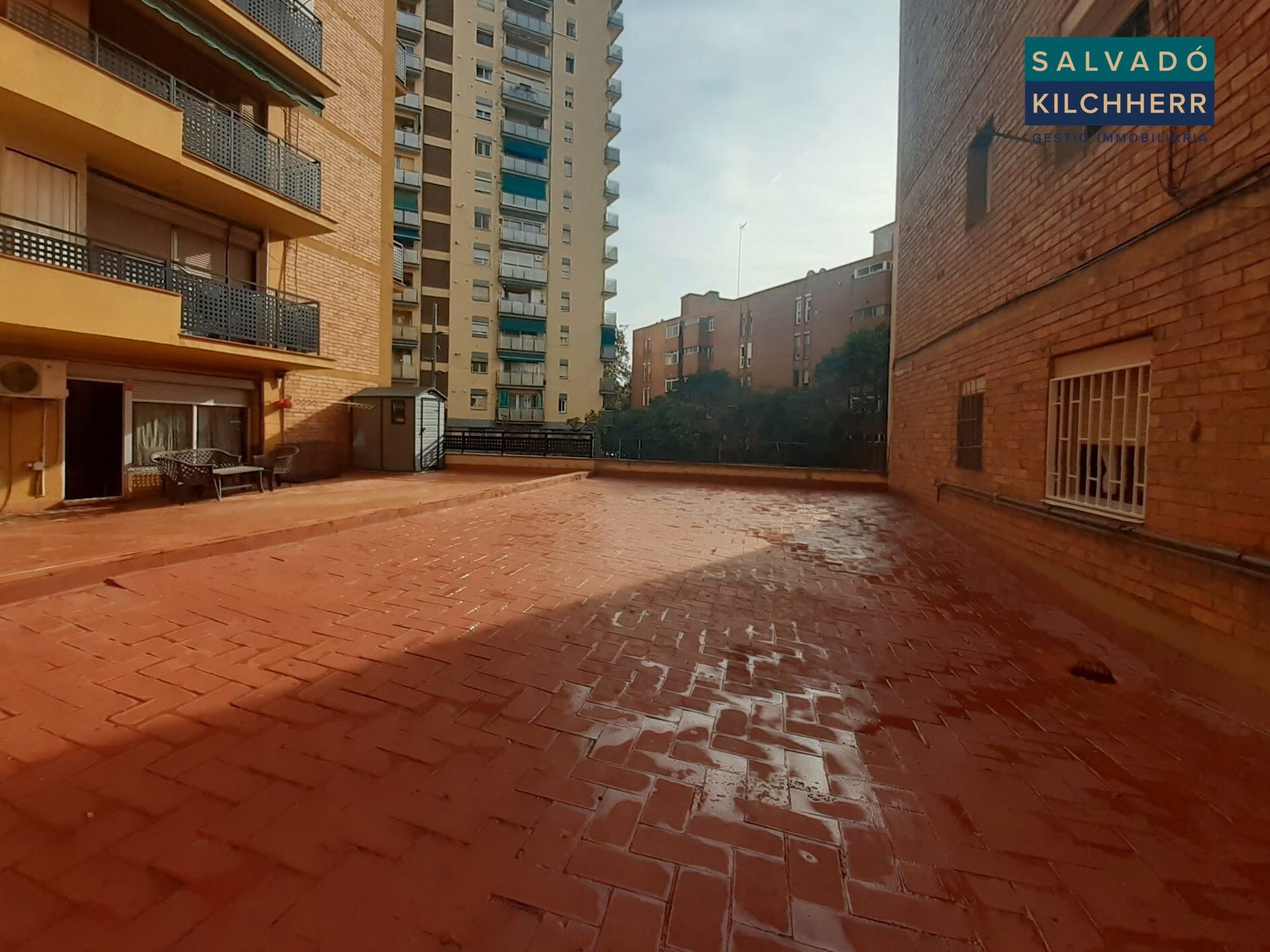 Terrace of Flat for sale in  Barcelona Capital  with Air Conditioner, Heating and Private garden