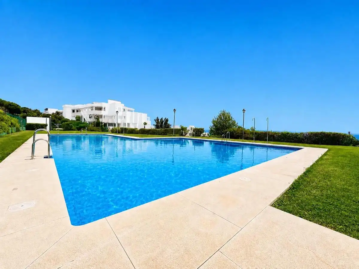 Piscina de Pis en venda en Benalmádena amb Terrassa