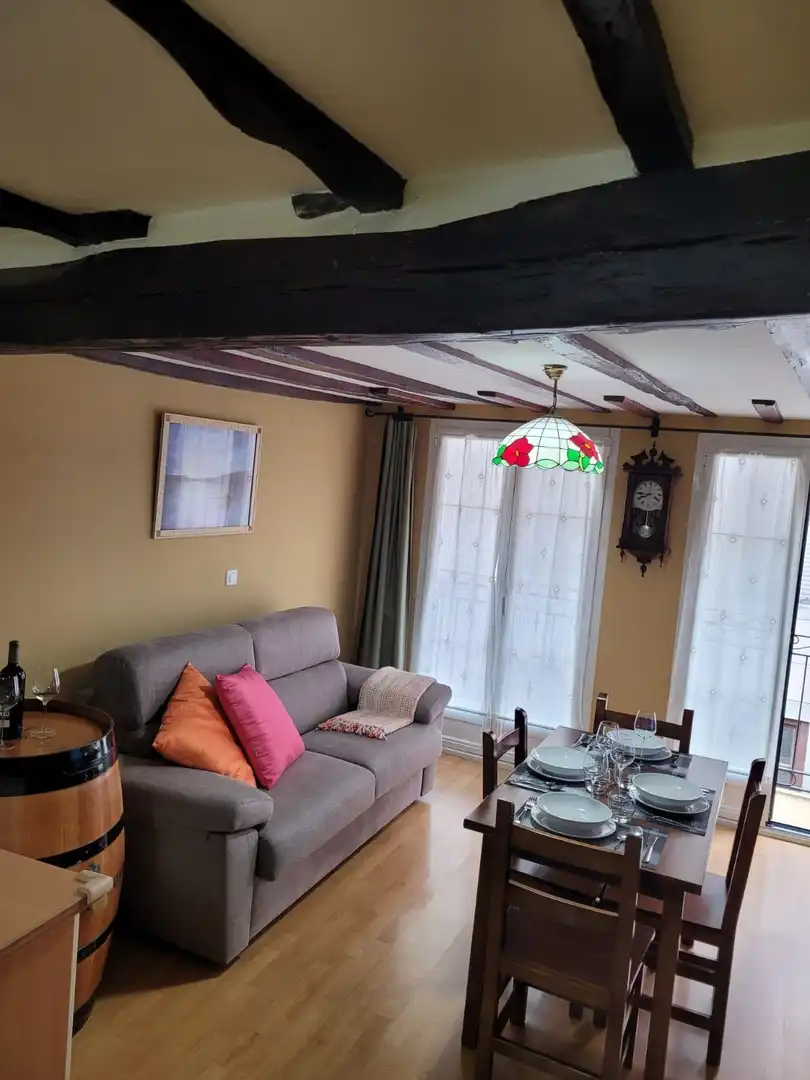 Sala d'estar de Pis en venda en Bermeo amb Calefacció i Moblat