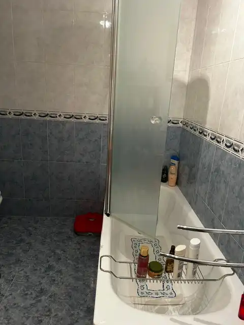 Bathroom of Flat for sale in Vilagarcía de Arousa  with Parquet flooring, Storage room and Furnished