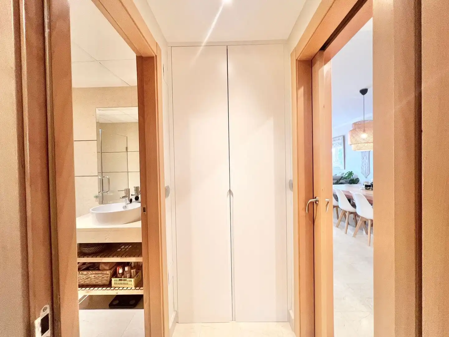 Bany de Apartament en venda en Estepona amb Moblat i Piscina comunitària