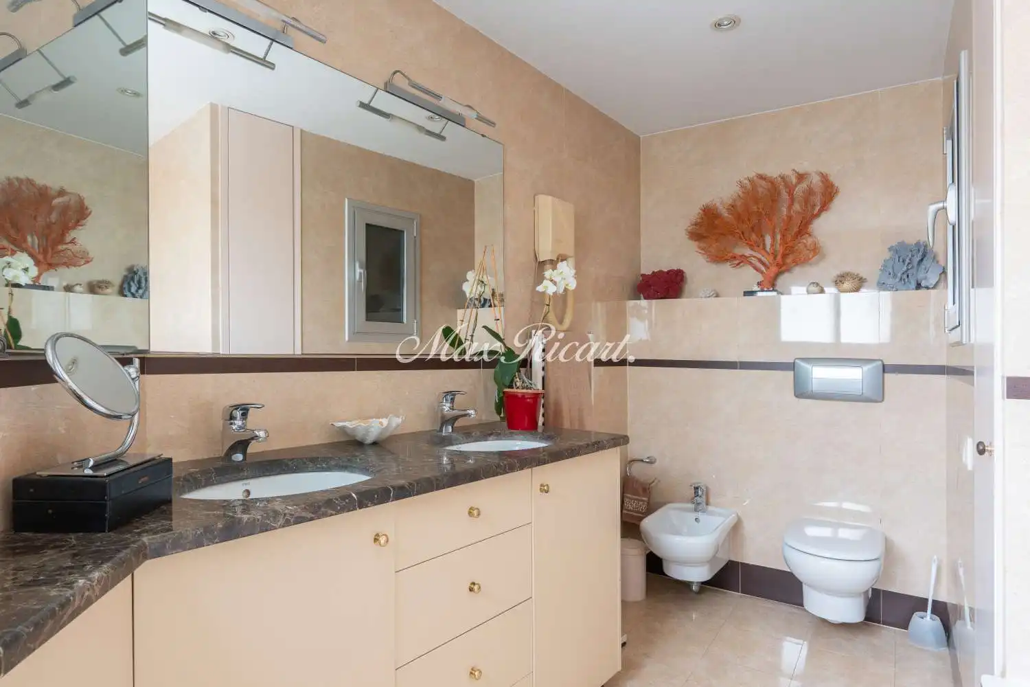 Baño de Ático en venta en Barcelona con Aire acondicionado, Calefacción y Terraza