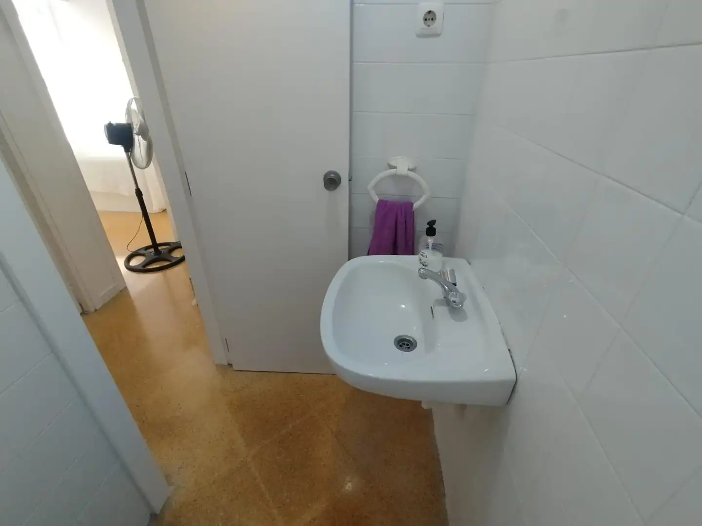 Baño de Piso en venta en Sabadell con Aire acondicionado