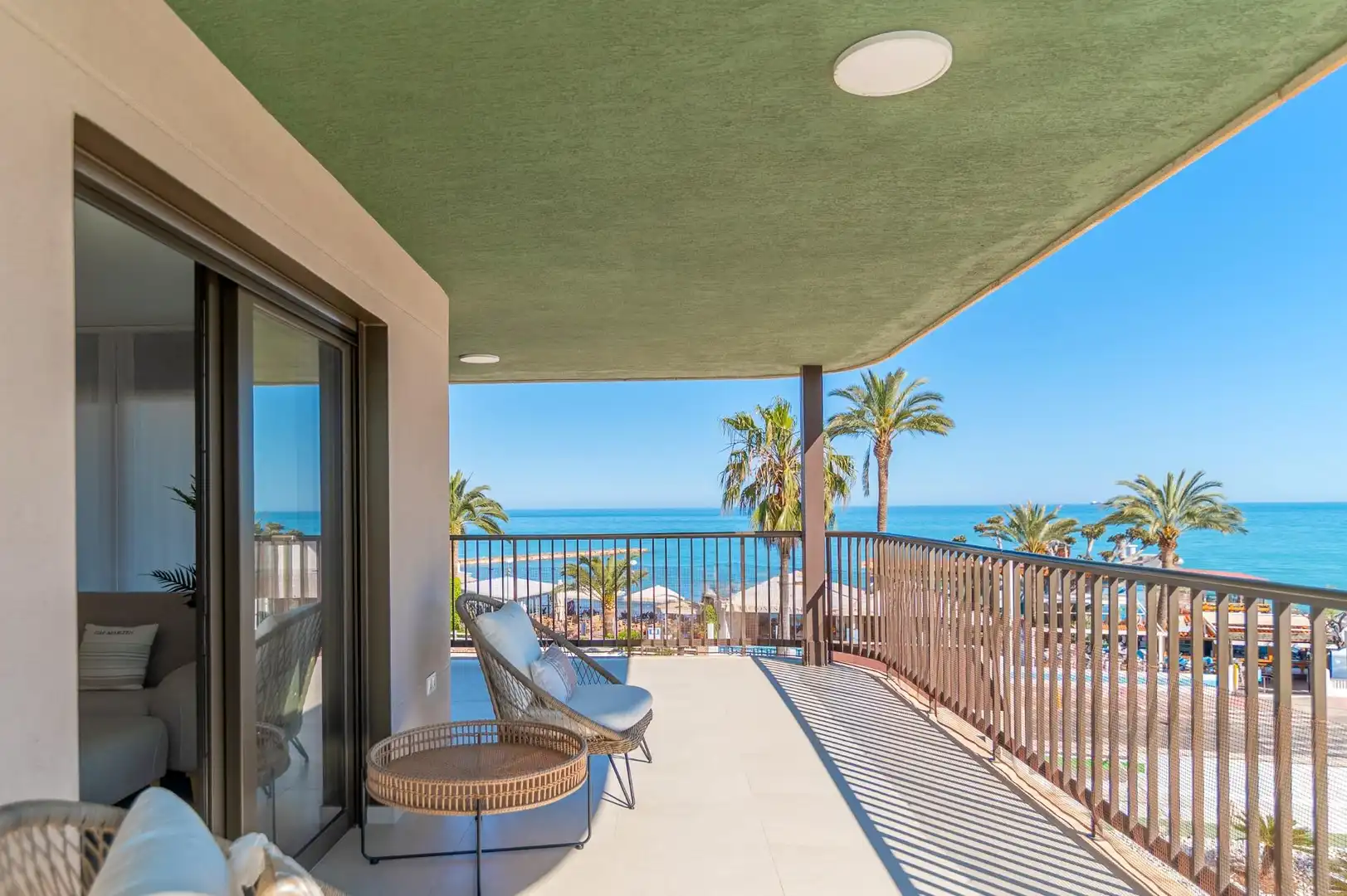 Terraza de Apartamento en venta en Benicasim / Benicàssim con Aire acondicionado, Calefacción y Jardín privado