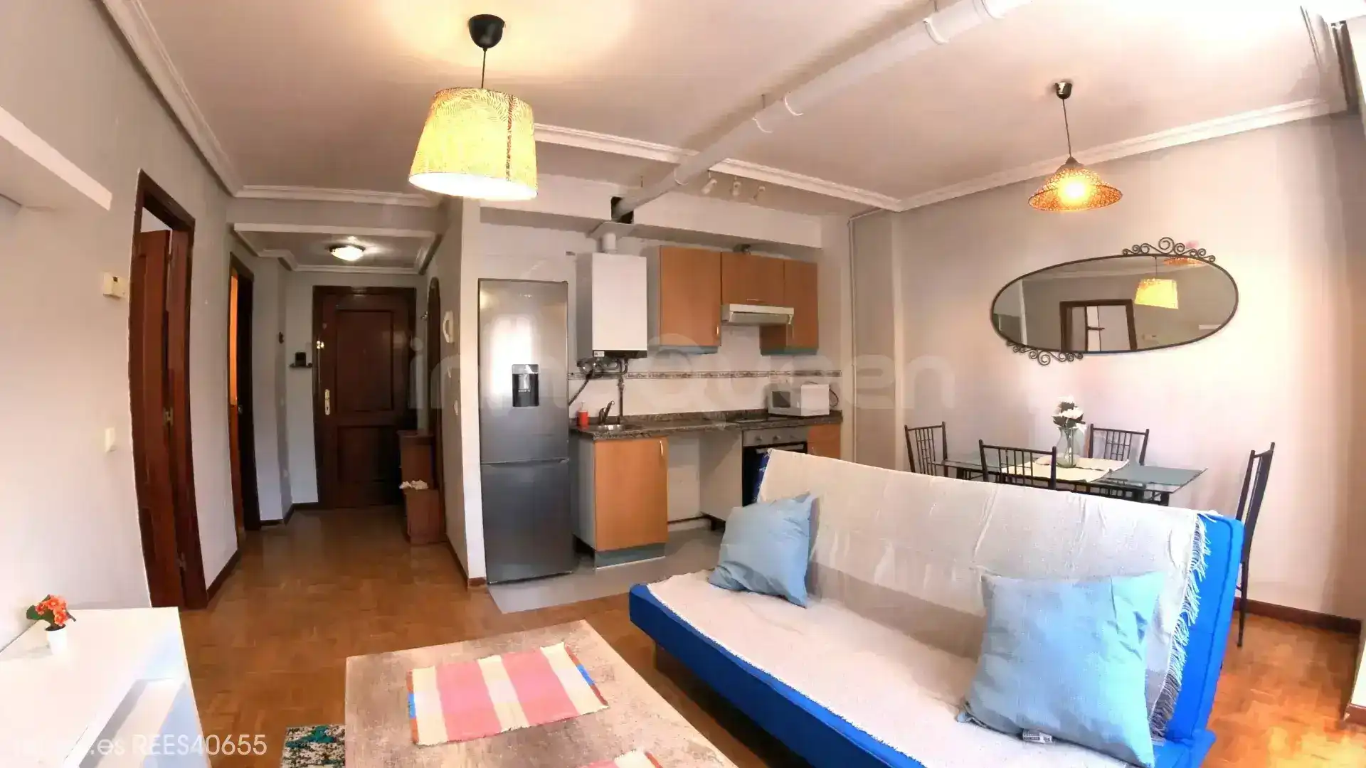 Sala de estar de Apartamento en venta en Oviedo  con Calefacción