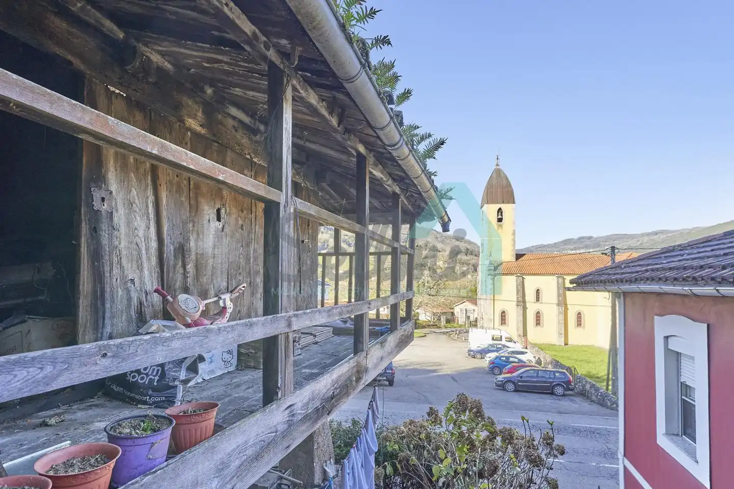 Vista exterior de Casa o chalet en venta en Belmonte de Miranda con Jardín privado, Parquet y Terraza