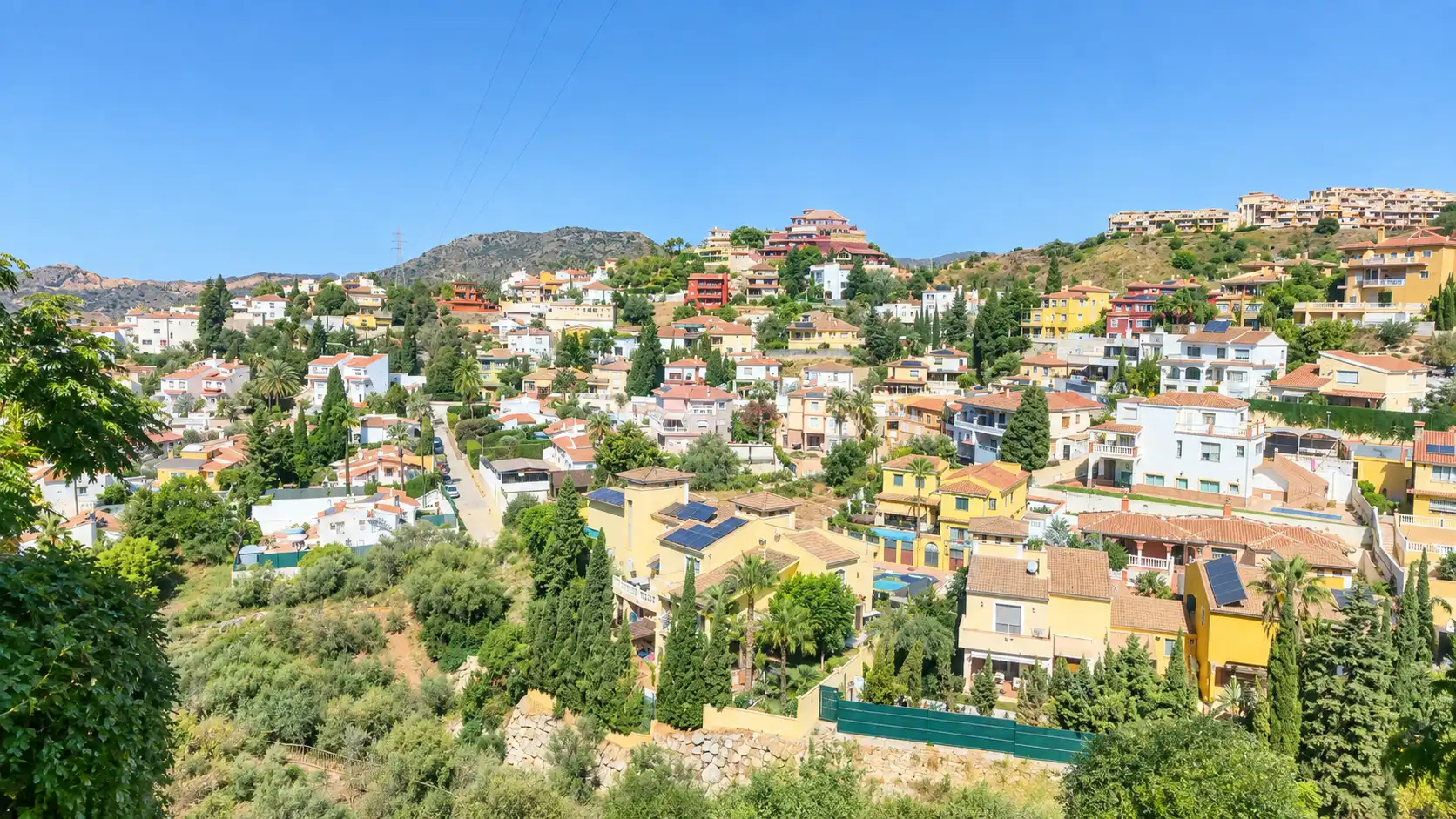 Vista exterior de Piso en venta en Rincón de la Victoria con Jardín privado, Horno y Lavadora