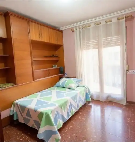 Piso con ascensor en venta en Pujada del Castell 45, imagen 9