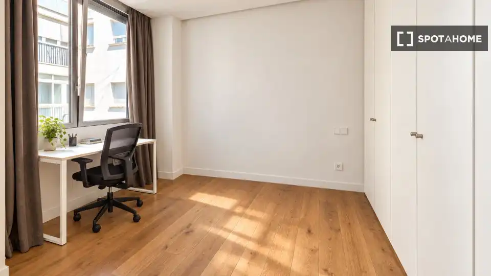 Appartamento con terrazza in affitto a Chamberí, imagen 19