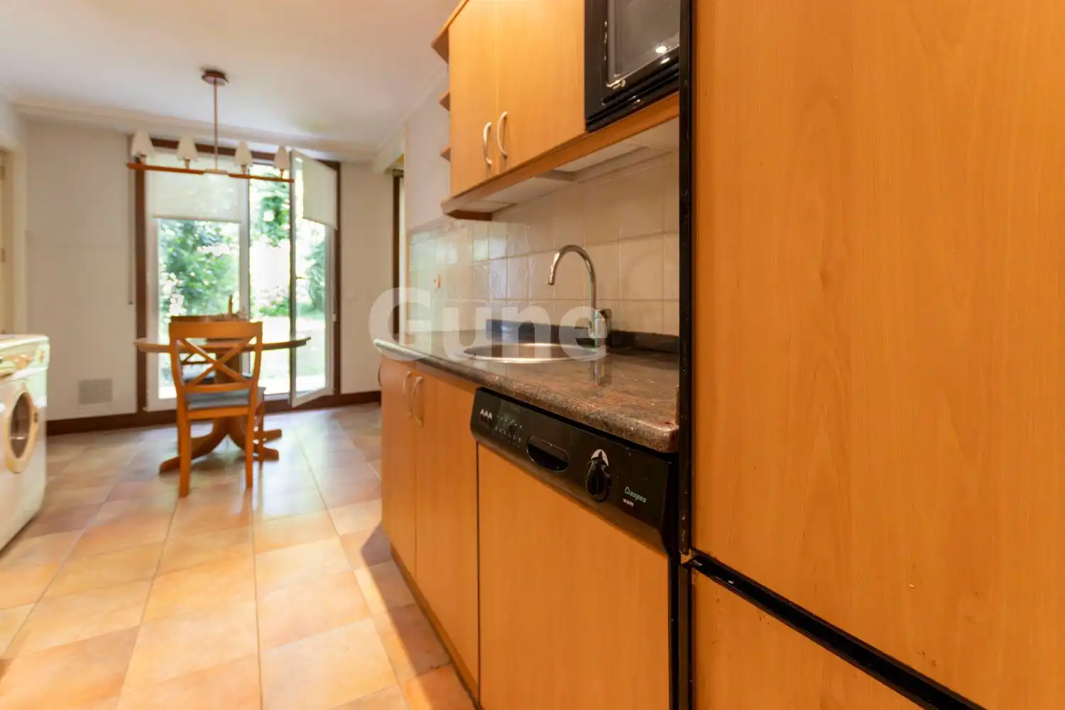 Cocina de Piso en venta en Urretxu con Calefacción, Jardín privado y Terraza