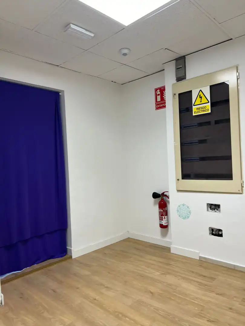 Commercial properties for sale in Alcorcón  with Air Conditioner and Alarm