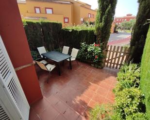 Jardí de Casa adosada en venda en Rota amb Aire condicionat, Terrassa i Traster