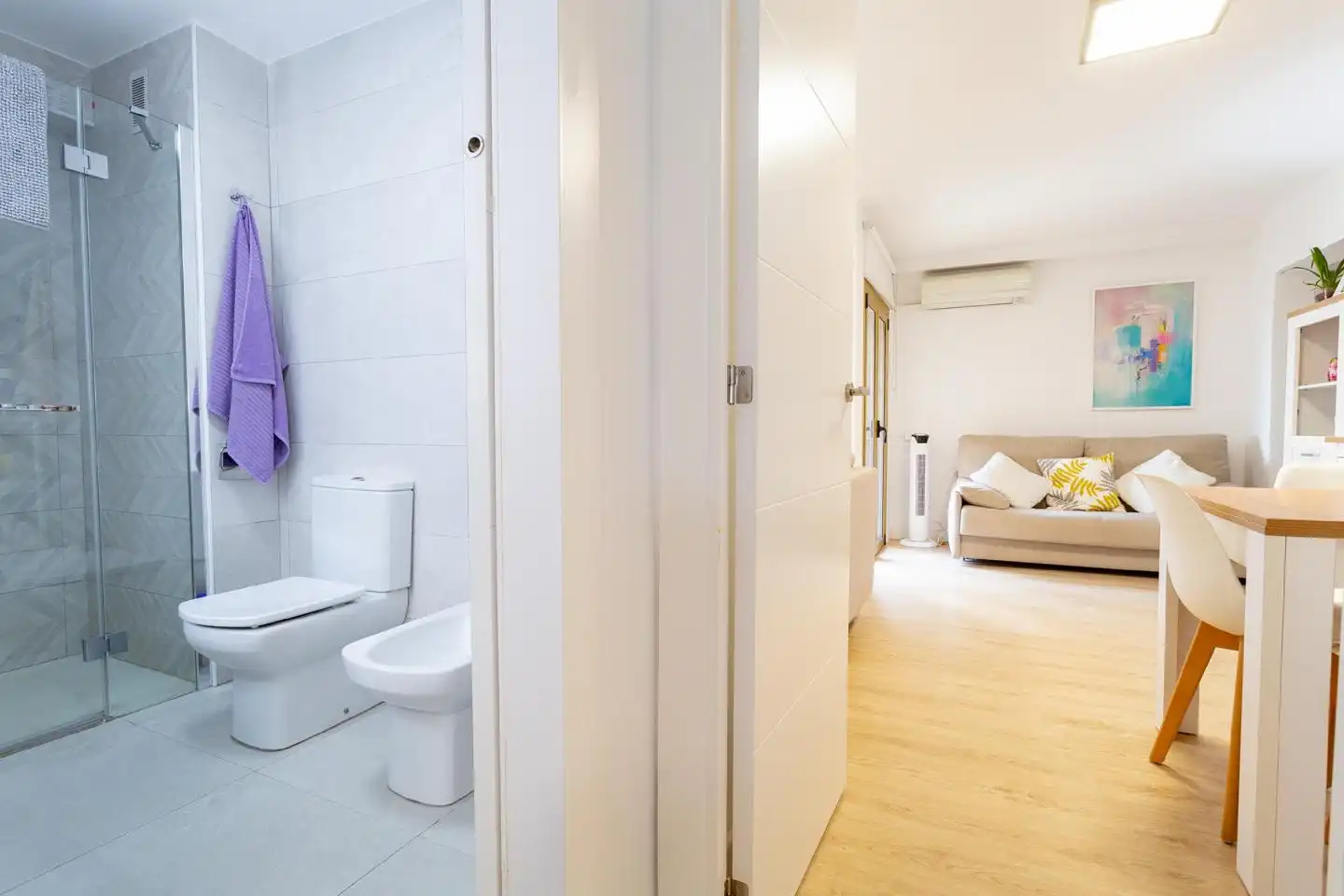 Bedroom of Flat for rent in Bilbao   with Air Conditioner, Terrace and Furnished