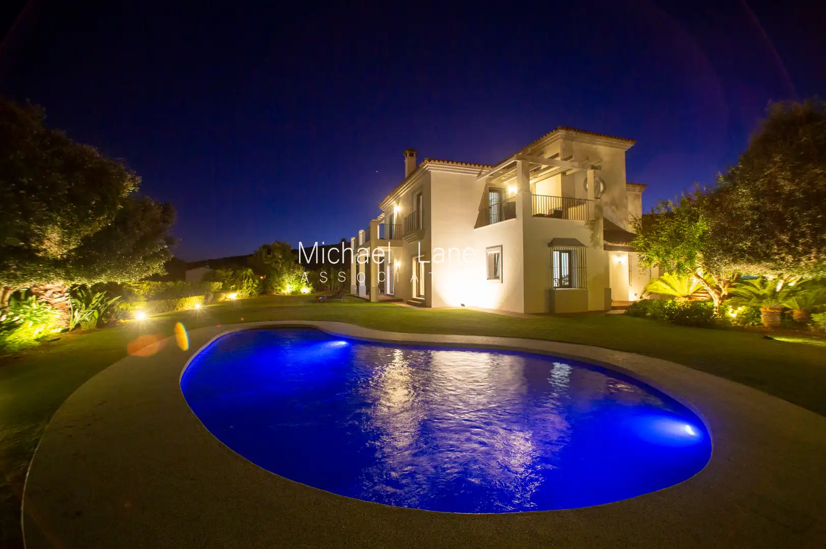 Exterior view of Houses for sale in Sotogrande  with Air Conditioner, Heating and Private garden