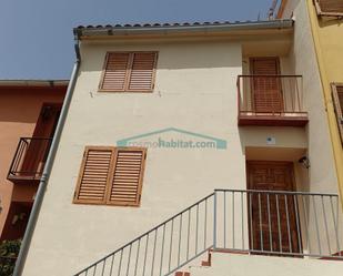 Exterior view of Single-family semi-detached for sale in Toràs  with Terrace and Balcony
