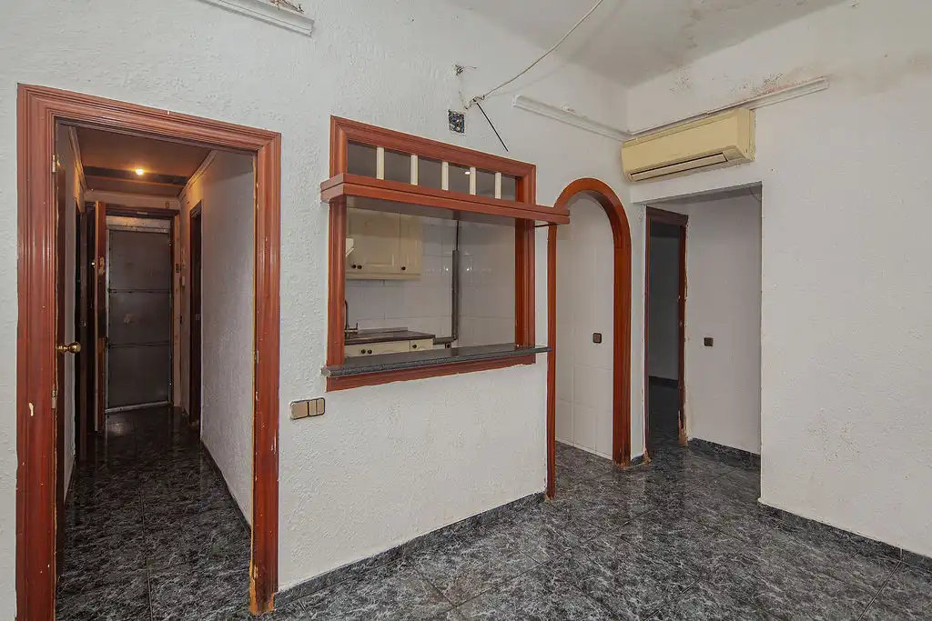 Kitchen of Flat for sale in Barcelona