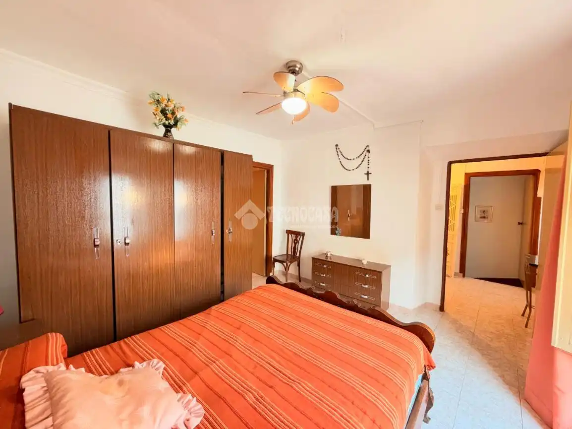 Schlafzimmer von Einfamilien-Reihenhaus zum Verkauf in Tembleque