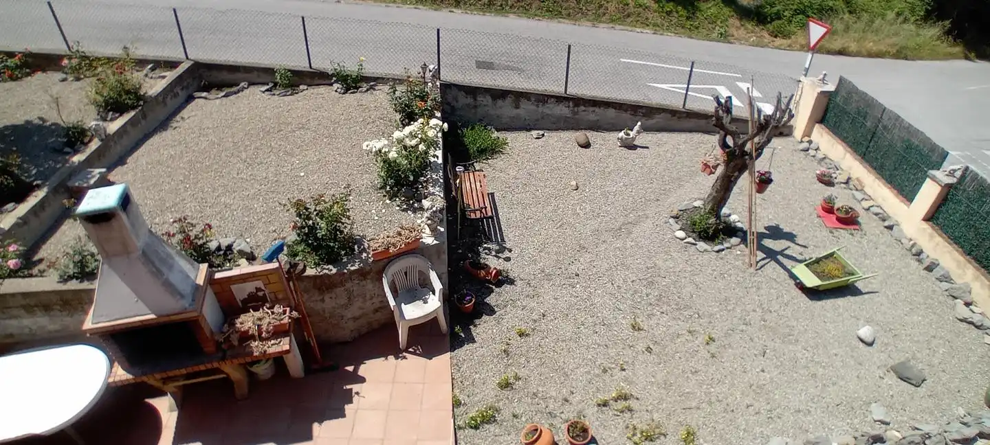 Terrassa de Casa o xalet en venda en Centelles amb Calefacció i Jardí privat