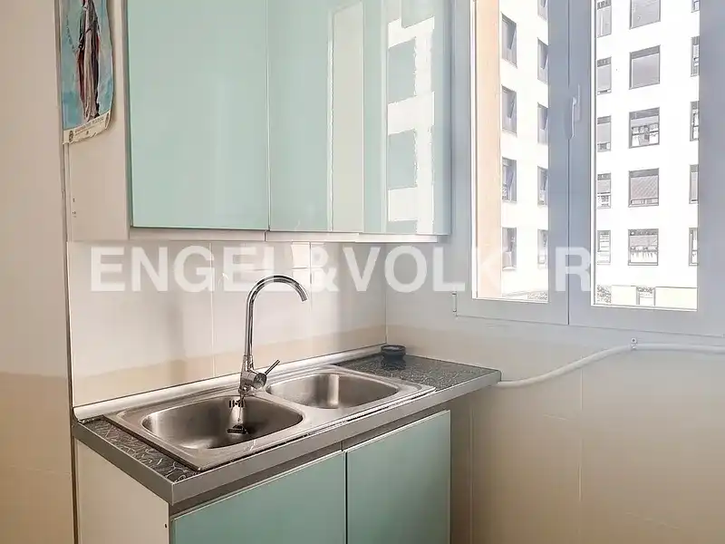 Küche von Wohnung zur Miete in Madrid mit Heizung, Möbliert und Balkon