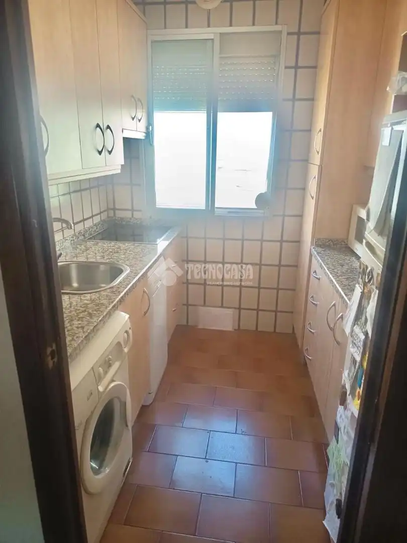 Flat to rent in Bellavista - La Palmera, imagen 2