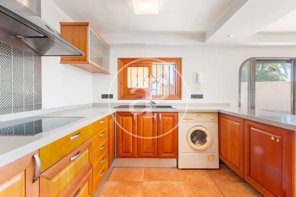 Cocina de Casa o chalet de alquiler en La Pobla de Farnals con Aire acondicionado, Calefacción y Jardín privado