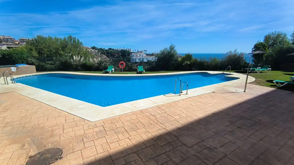 Apartament amb piscina en venda a Calahonda, imagen 40