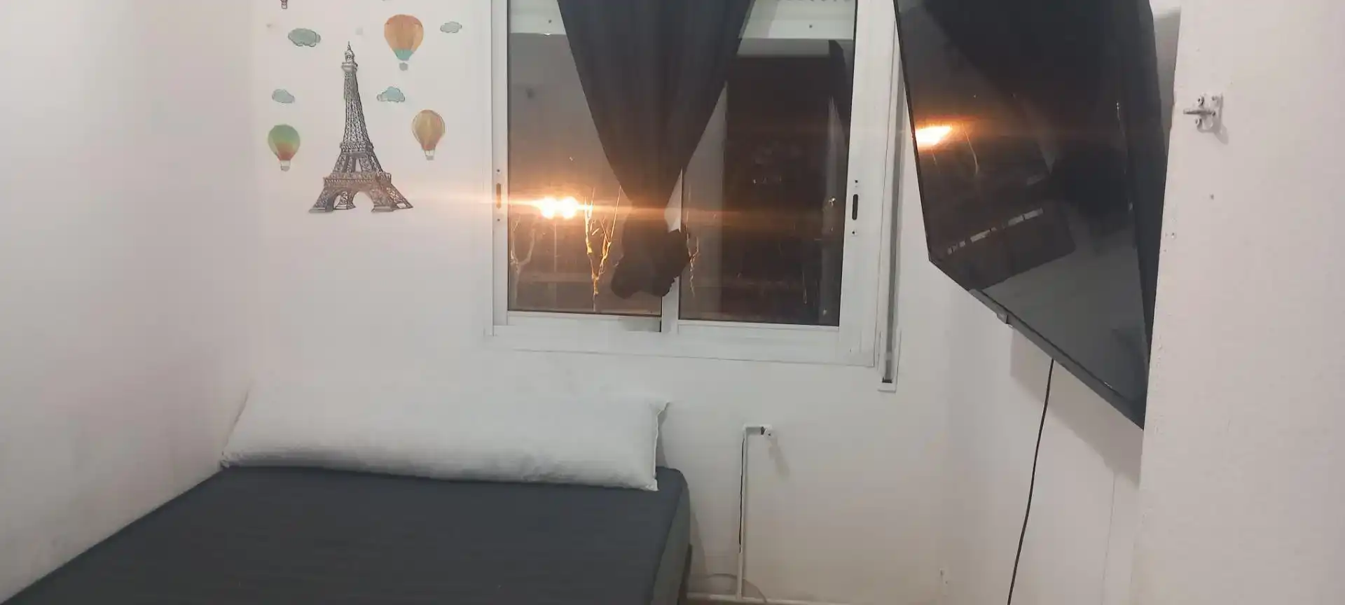 Habitación de Piso para compartir en Barcelona con Amueblado