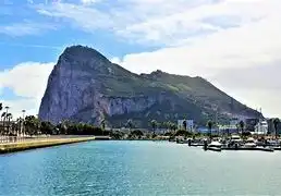 Vista exterior de Residencial en venta en La Línea de la Concepción