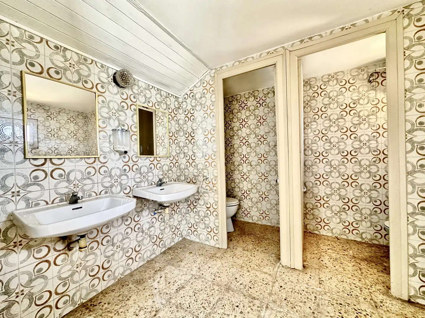 Bathroom of Buildings for sale in Santa Maria de Besora